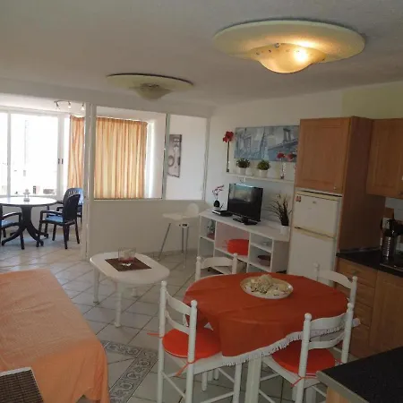 Ferienwohnung Fuer 7 Personen Ca 62 M In Playa De Las Americas, Teneriffa Und Los Cristianos פלאייה דה לאס אמריקס